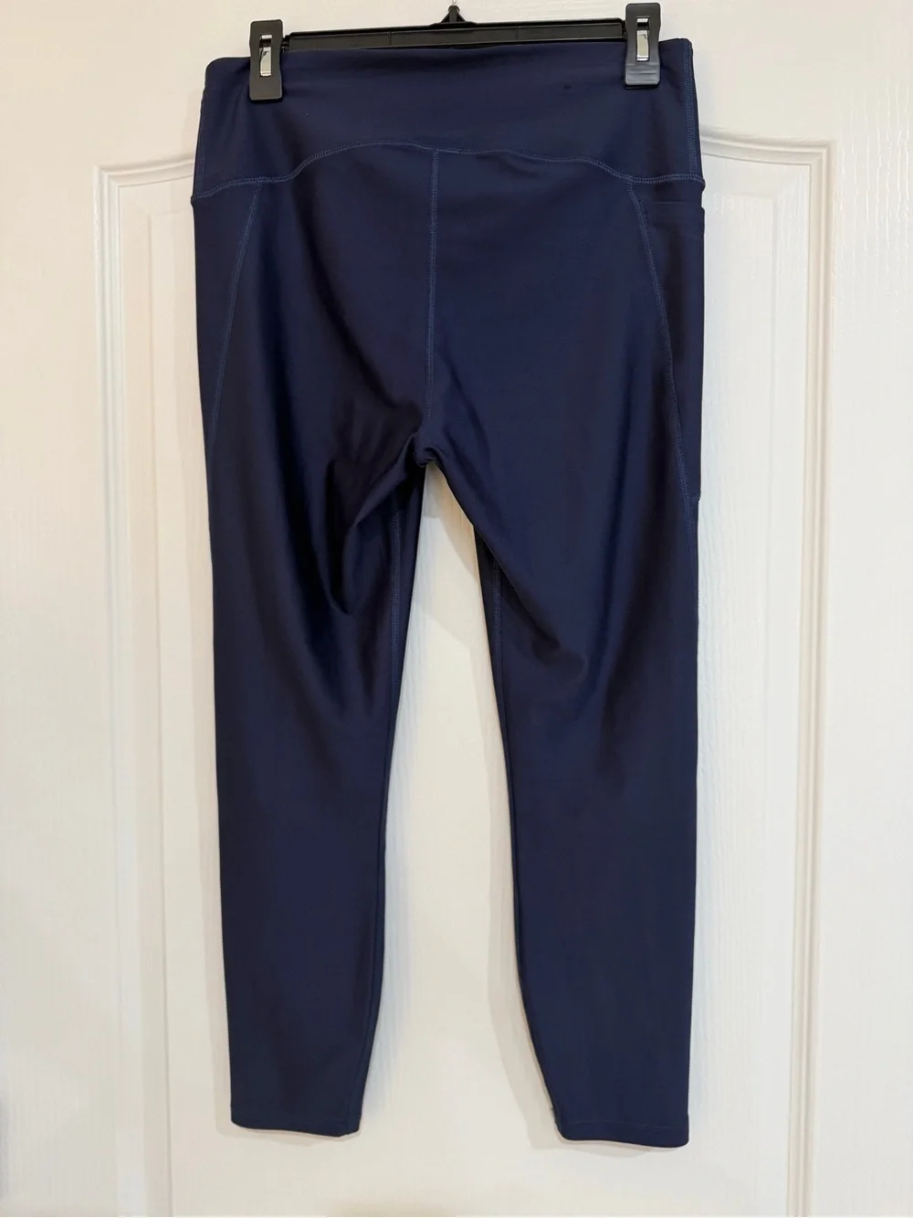 Under Armour Navy Blue Women's Capri Leggings